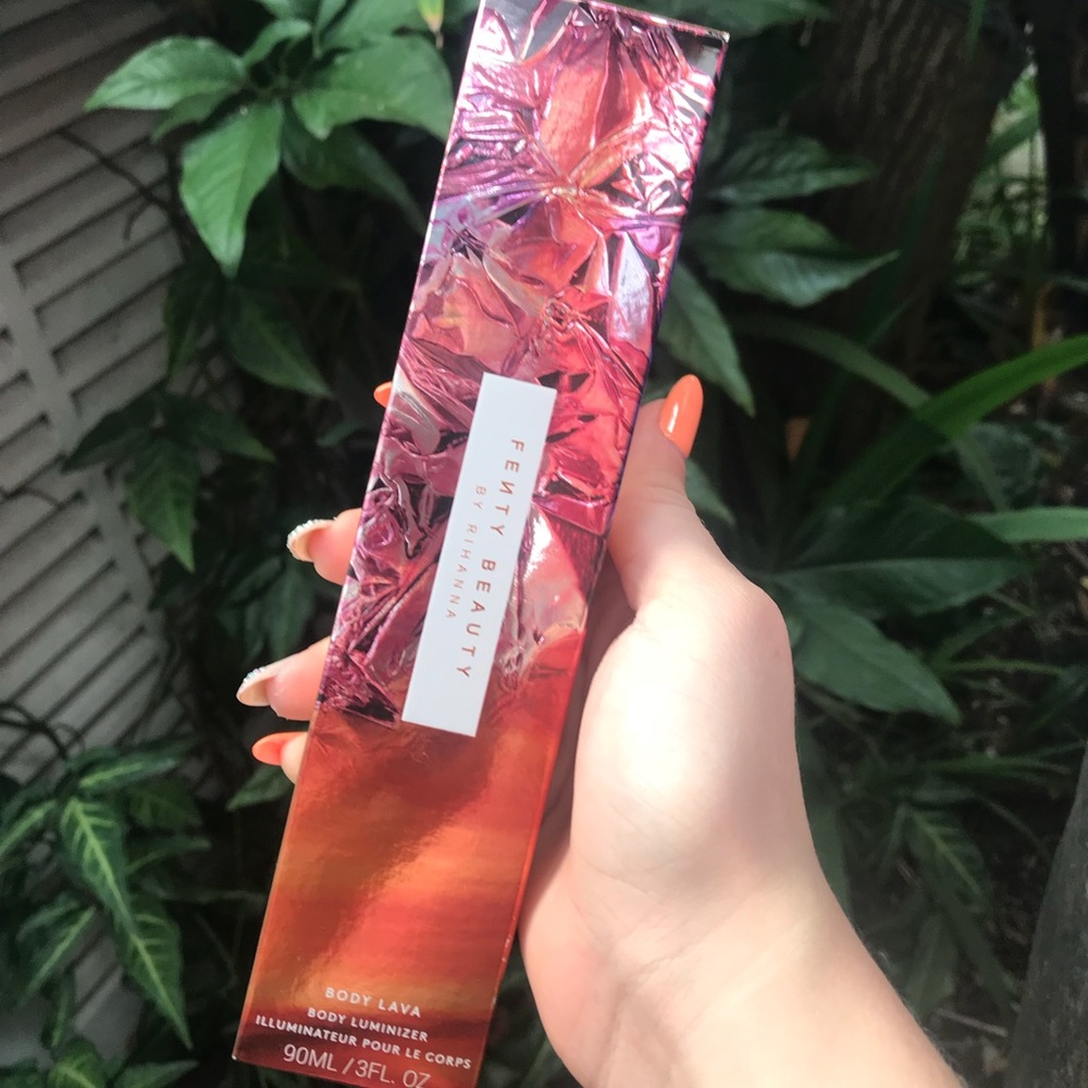 Fenty Beauty Body Lava “Who Needs Clothes”